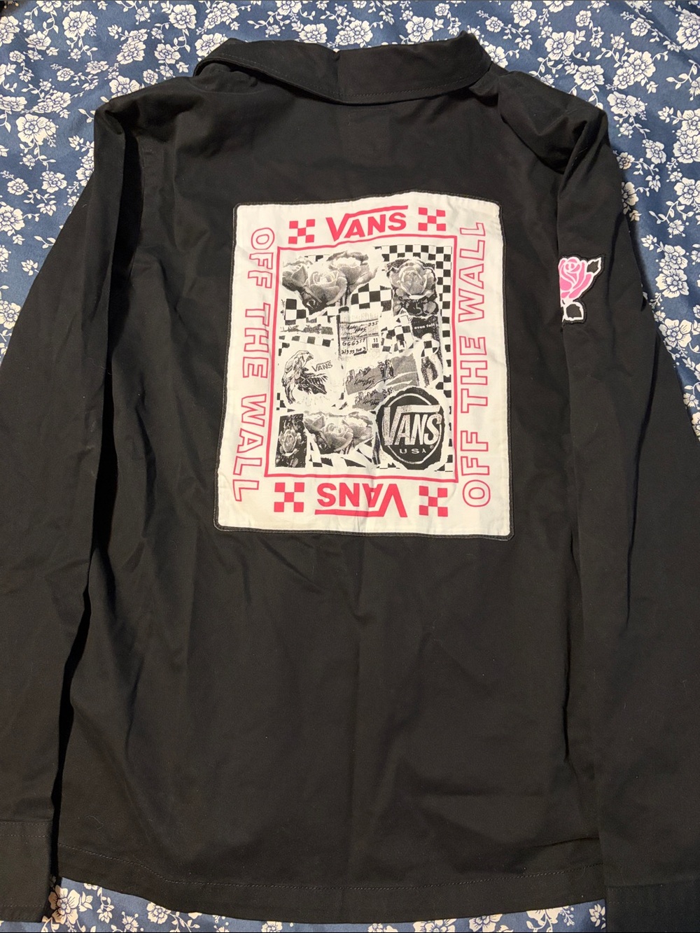 Vans Black Utility Jacket with Pink Script Logo - Picture 3 of 8